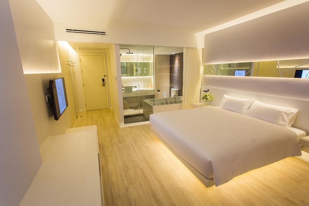 Crystal Hotel Hat Yai Room photo