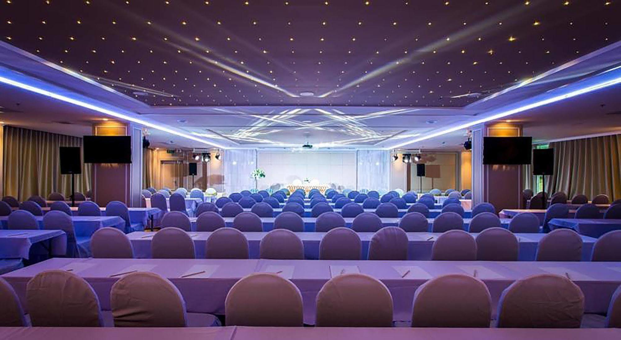 Crystal Hotel Hat Yai Exterior photo